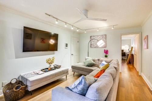 Hillcrest Apartment | San Diego Studio with Patio Less Than 1 Mi to Balboa Park!