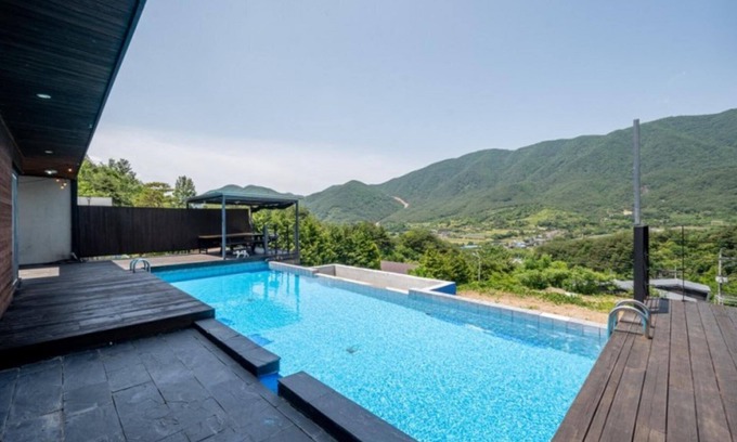 Sancheong House | Sancheong Jirisanui Haru Pension