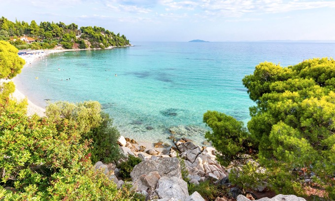 Thessaloniki Apartment | Sanders Arch - Minimalistic 1-bdr Apt w Balcony