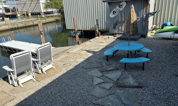 Sandusky House | Sandusky Bay home 2 minutes from Cedar Point with private lagoon