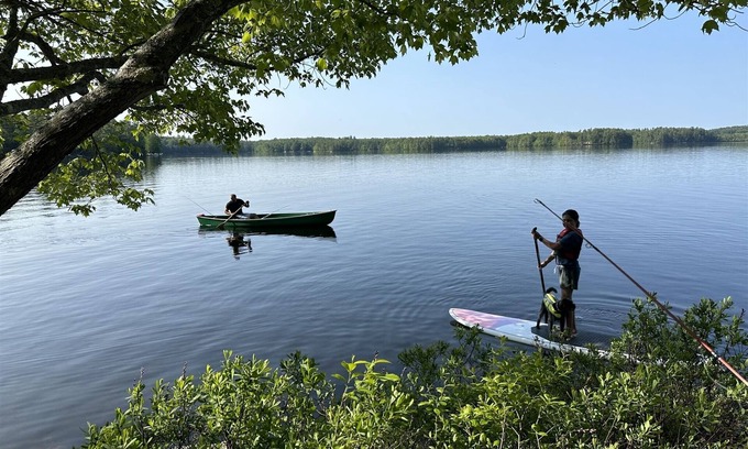 Raymond Cottage | SANDY BEACH ON THOMAS POND