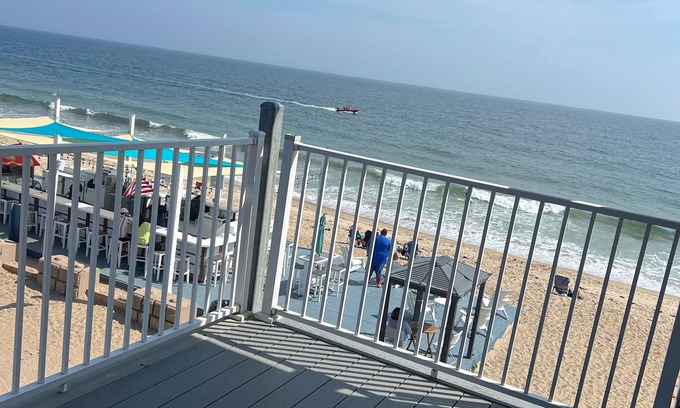 Misquamicut Hotel | Sandy Shore Motel