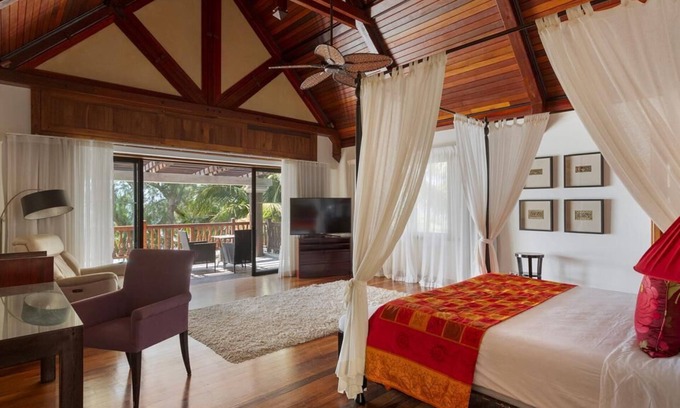 Poste Lafayette Villa | Sankhara Private Beach Luxury Villas : Villa with Private Pool - Beach Front
