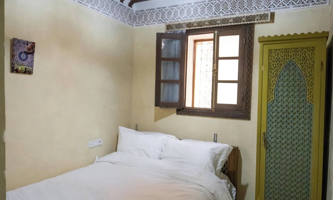 El Mokhifa House | Saphiryad