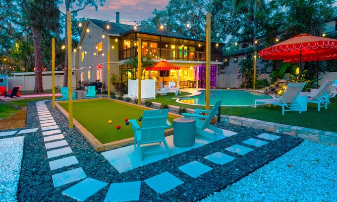 Whitfield House | Sara Bay Base Camp: Private Tropical Oasis, Pool, Golf, Bocce, Firepit, PETS