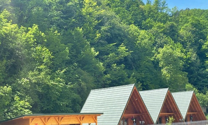 Stremt House | Satul de Vacanța Carla