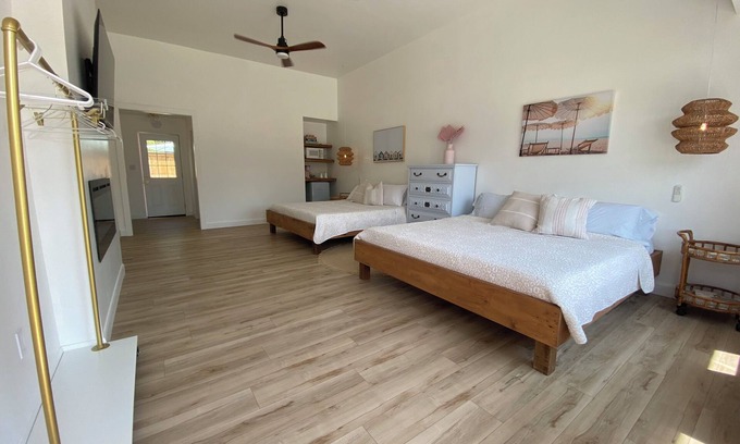 Sauble Beach Apartment | Sauble Beach Flat1