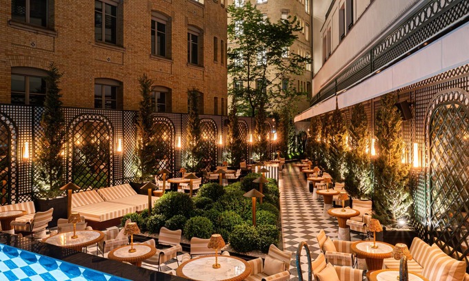 Quartier de l'Ecole-Militaire Hotel | Sax Paris, LXR Hotels & Resorts