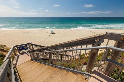 Solana Beach House | SB-503 - Cali Surfer Lounge