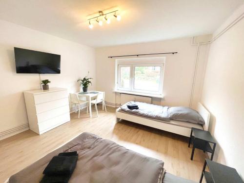 Schwarzenbek Apartment | SB-gr9b-EGl - Einzelbetten - gute Anbindung - Bettwäsche