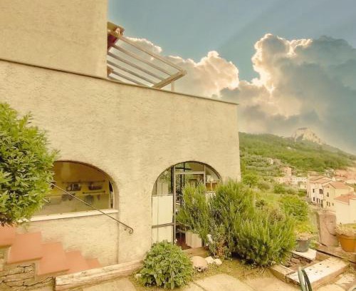 Calice Ligure Apartment | Sbilenca Sbilenchina - Charming Houses, Garden & BBQ for Climbers, MTB Lovers & Families