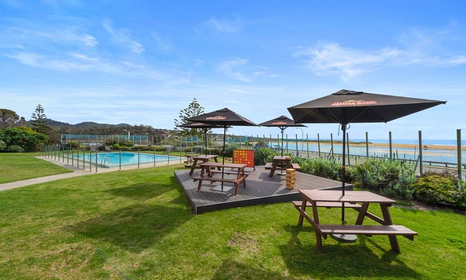Scamander Hotel | Scamander Beach Resort