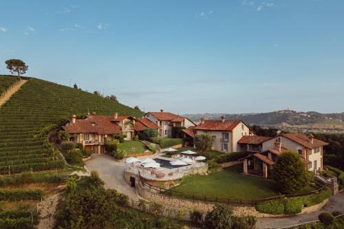 Verduno Villa | Scarpa Villas - Barolo Luxury Escape
