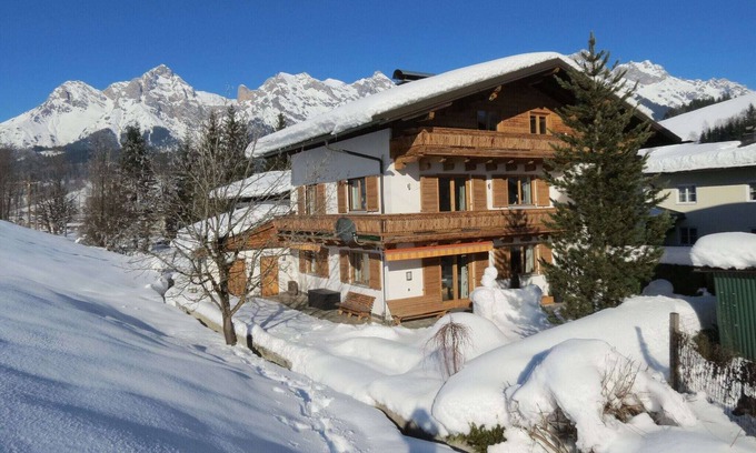 Maria Alm am Steinernen Meer Apartment | Scenic Apartment in Maria Alm near Ski Lift