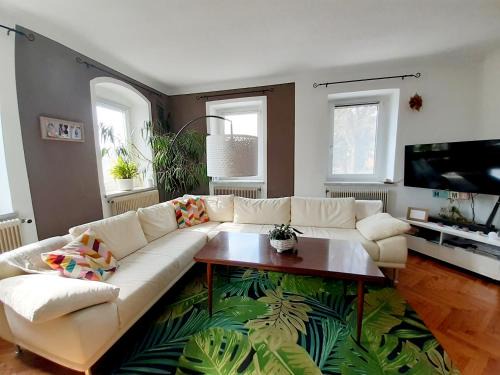 Kallham Apartment | Schöne Altbauwohnung auf dem Land