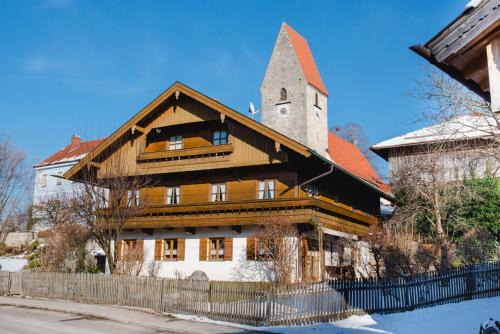 Linden Apartment | schönes Ferienhaus mit Sauna im Grünen