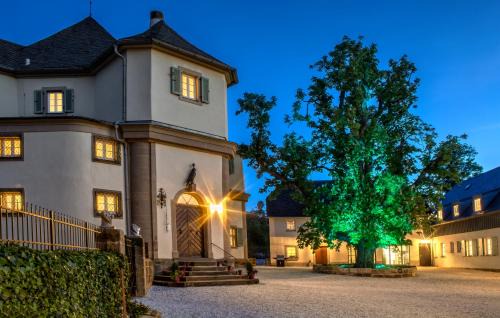 Bad Berneck im Fichtelgebirge Bed & Breakfast | Schloß Falkenhaus