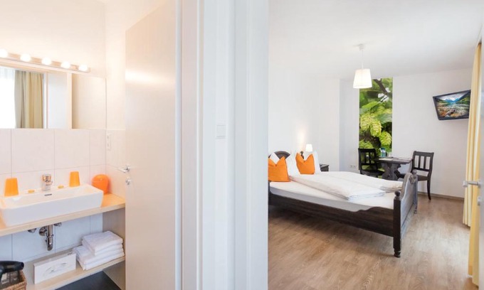 Eggelsberg Hotel | Schnaitl Braugasthof- Hotel GARNI -B&B-