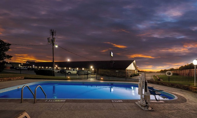 Decatur Hotel | Scottish Inn Decatur