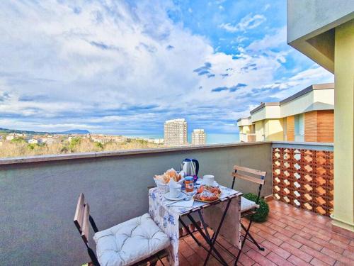 Civitanova Marche Apartment | Sea and Conero view