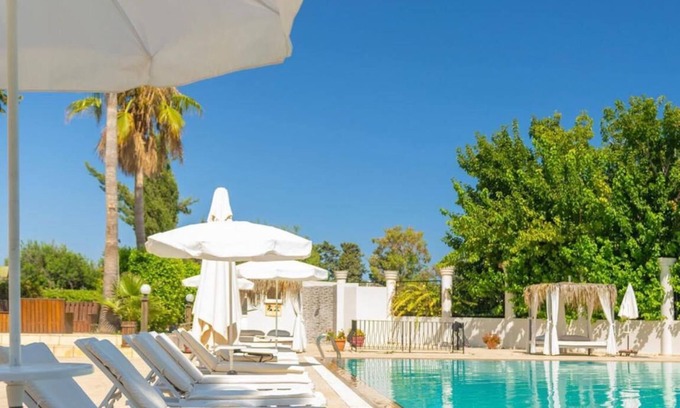 Karaoglanoglu Hotel | Sea and Mountain Views, Prime Location Near Casino,Unbeatable Stay