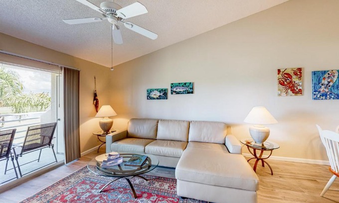 Isla del Sol Apartment | Sea and Tee