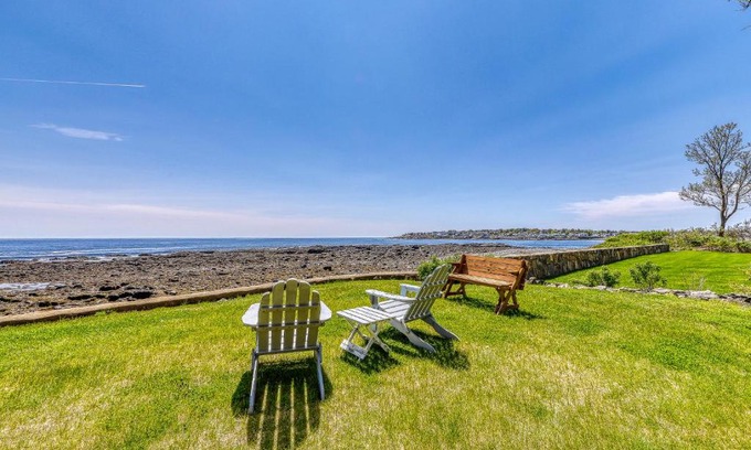 York Beach House | Sea Belle