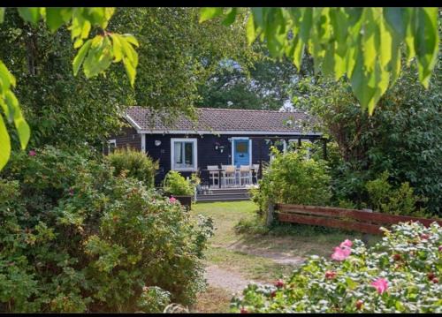 Farjestaden House | Sea Breeze Cottage