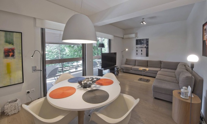 Vouliagmeni Apartment | Sea Breeze Spacious Apt near Vouliagmeni Beach