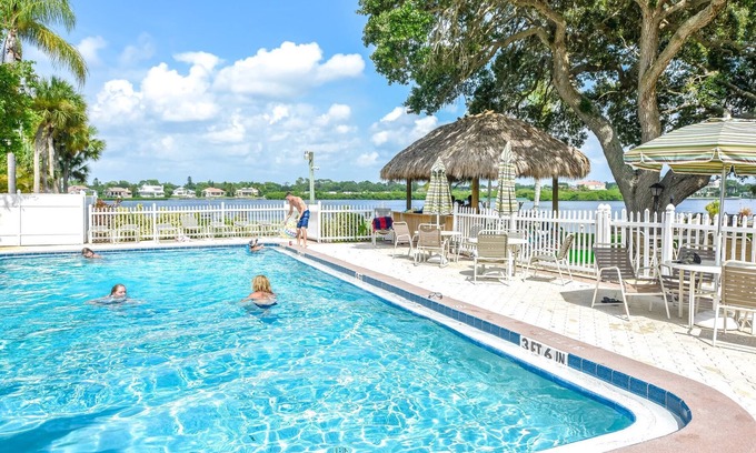 Siesta Key House | Sea Club II by Beachside Management