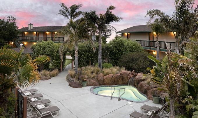 Baywood-Los Osos Resort | Sea Pines Resort