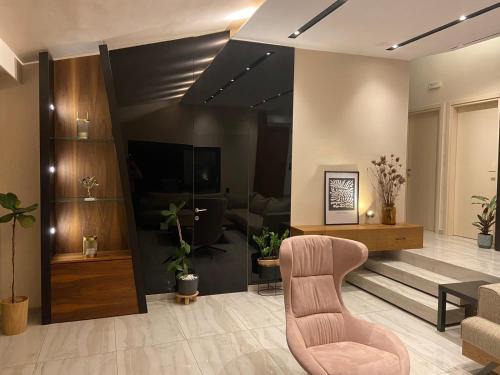 Nea Iraklitsa Villa | Sea-side Mountain Villa