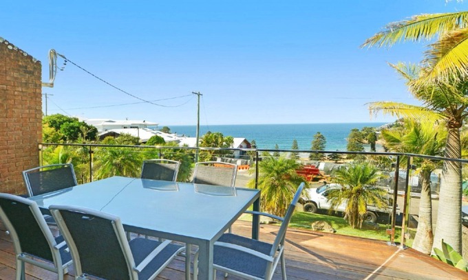 Avoca Beach Apartment | Sea Surprise - Views & Family