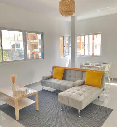 Santa Cruz Apartment | Sea View & Balcony Modern Apartment in Pedra Badejo