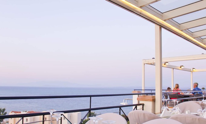 Karfas Apartment | Sea View Resorts & Spa