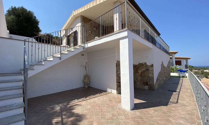 Siniscola Villa | Sea-View Spacious Modern Villa - under 10 mins walk to the beach!