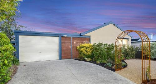 Tootgarook House | Seabreeze - Minutes from the Beach