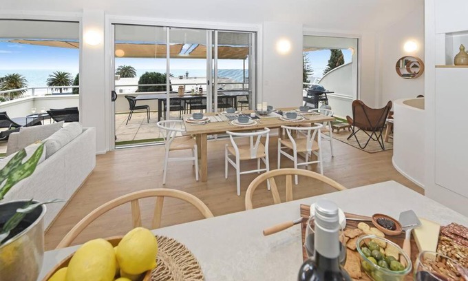 Seacliff House | Seacliff Beach Retreat Lux, Modern, Seaviews, 3BR, Balcony