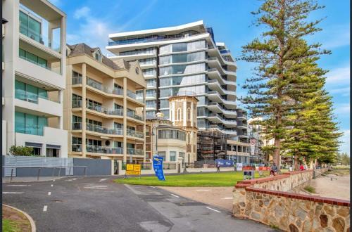 Glenelg Apartment | Seafield Tower Glenelg Apartment