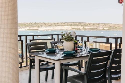 Għadira Apartment | Seafront Apartment With Panoramic Views 3 Bed