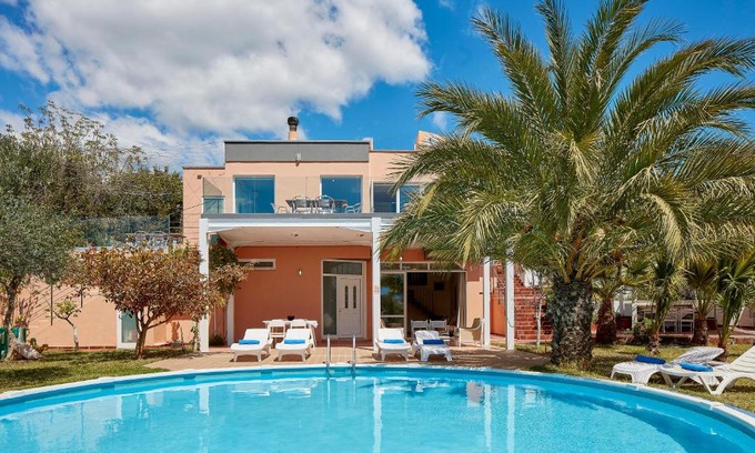 Marathi Villa | Seafront Villa Longobardi