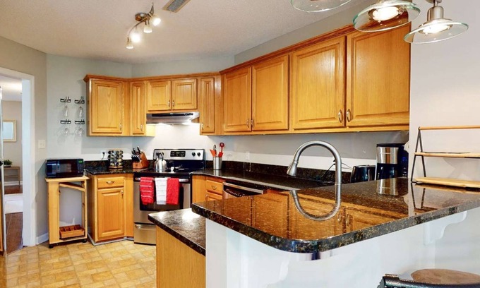 Kings Grant House | Seahawk Haven~EV Ready~Sleeps 6