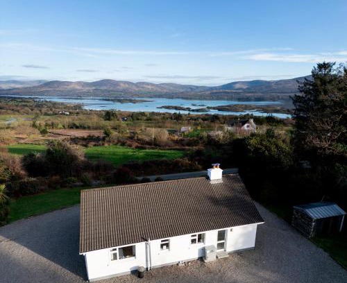 Templenoe House | Seanacnoc Cottage overlooking Kenmare Bay