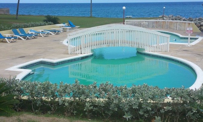 Tower Isle Apartment | Seapalms