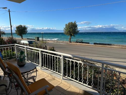 Xylokastro-Evrostina Apartment | Seashell Home