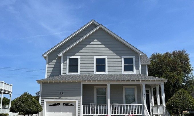 Corolla Cottage | Seaside Cottage OBX; 4 bedroom, 3 bath, private pool, hot tub, & pet friendly!