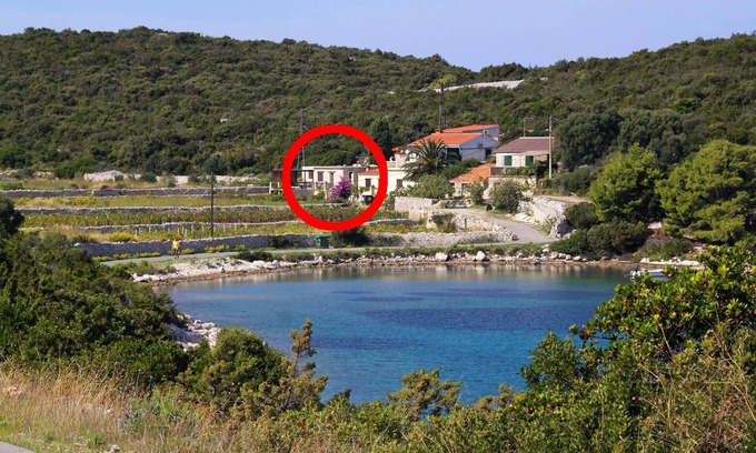 Rogacic House | Seaside holiday house Cove Parja, Vis (K-8903)