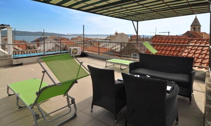 Kastel Sucurac House | Seaside holiday house Kaštel Sućurac, Kaštela (K-19241)