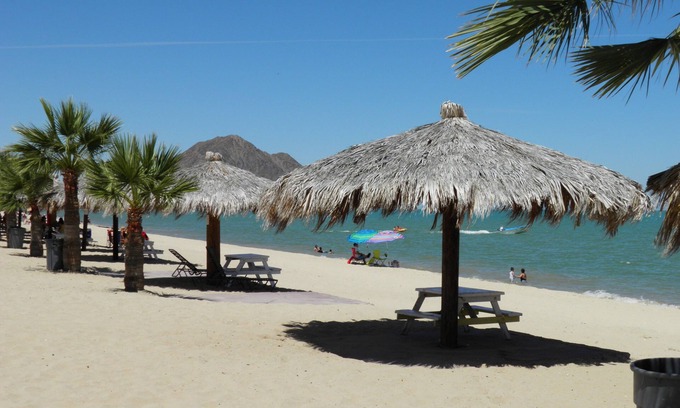 San Felipe Hotel | Seaside Hotel & Victor's RV Park