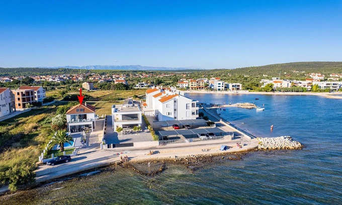 Sukosan House | Seaside luxury villa with a swimming pool Sukošan, Zadar (K-22250)